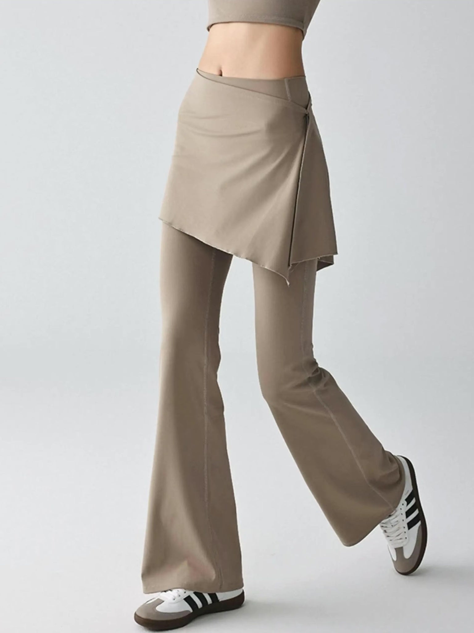 ラップスカート付きフレアレギンス