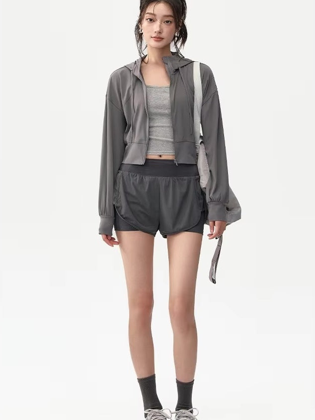 ライトアクティブパーカー