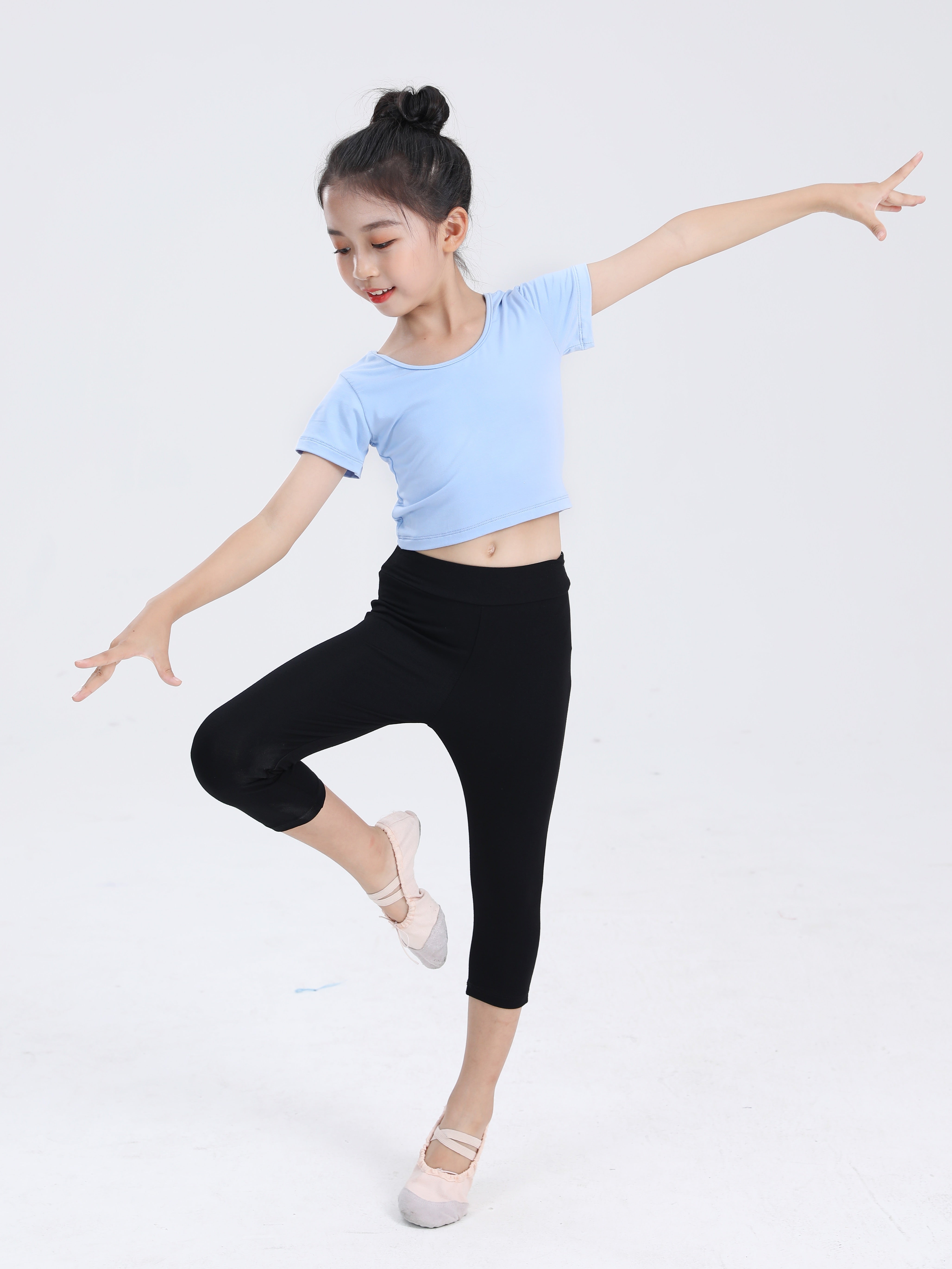 キッズ半袖Tシャツ&七分丈レギンス セットアップ