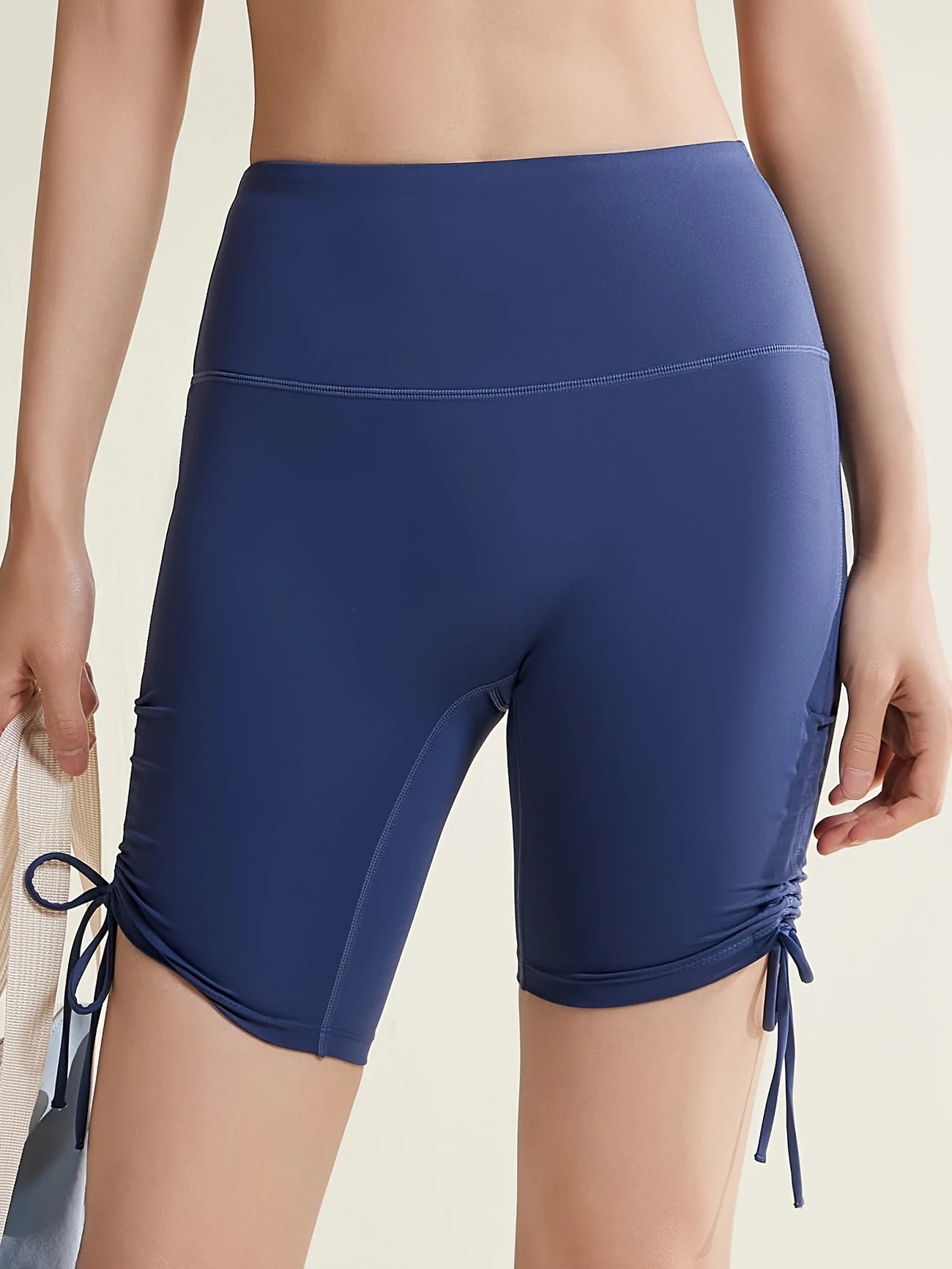 サイドギャザーショーツ