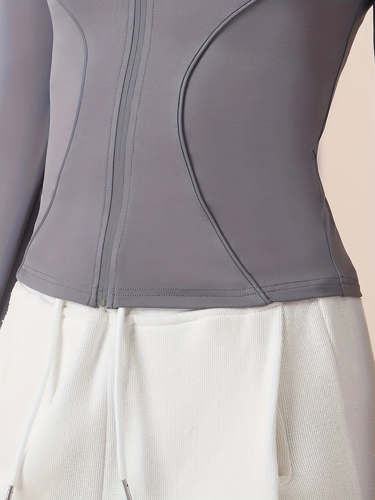 アーバンフロータートルネックジャケット