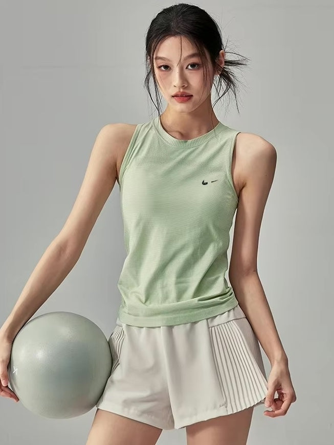 カラフルアクティブノースリーブトップス