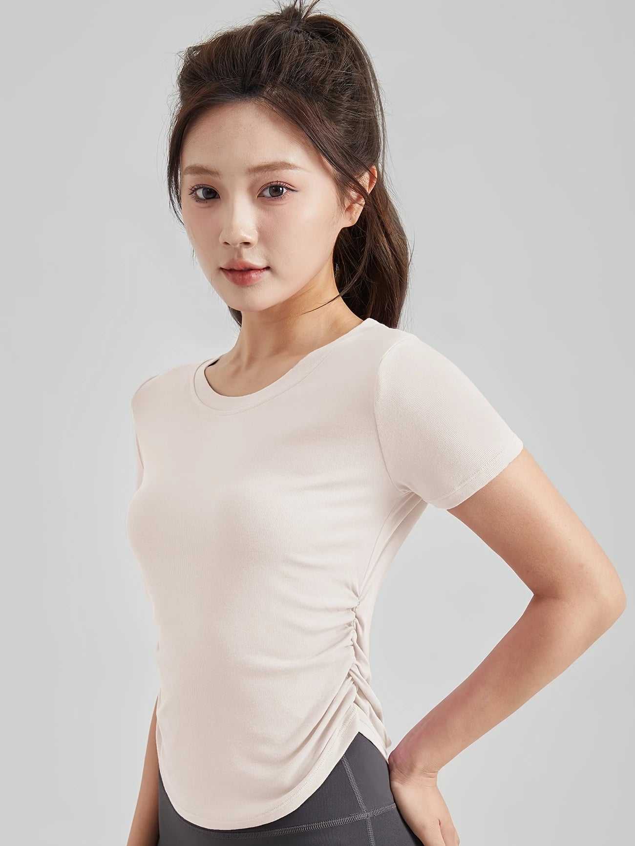 サイドギャザーレギュラーコンターTシャツ