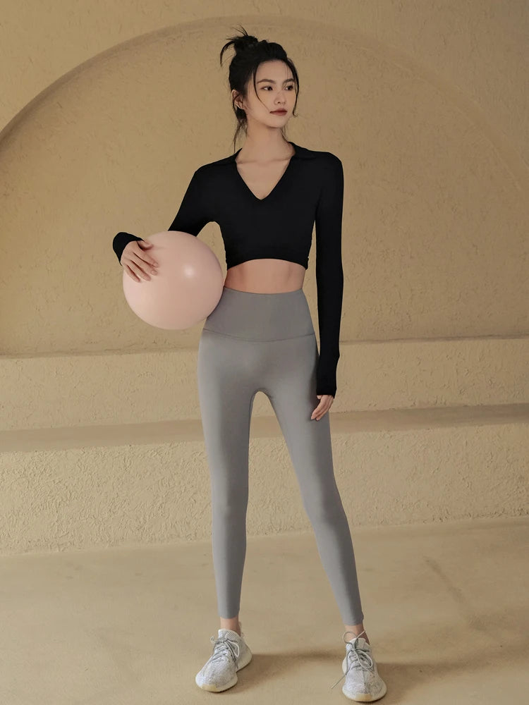 VネックポロデザインTシャツ