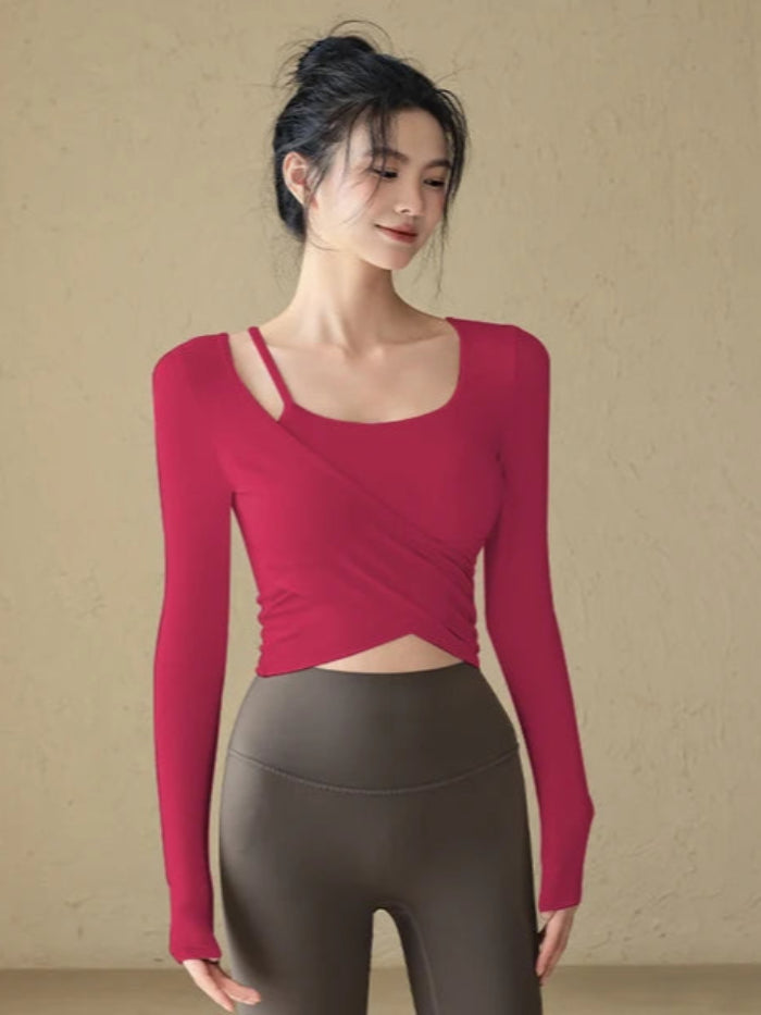 レイヤードデザイントップス