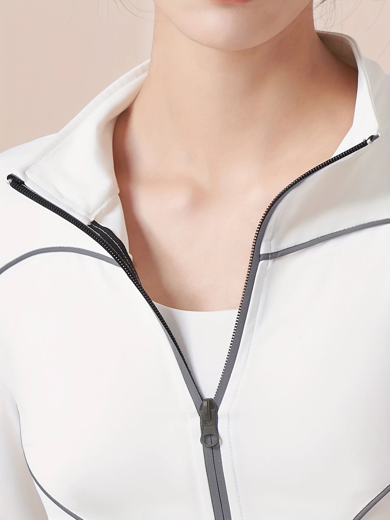 アーバンフロータートルネックジャケット