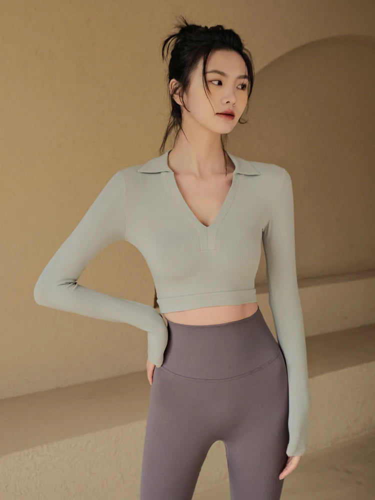 VネックポロデザインTシャツ