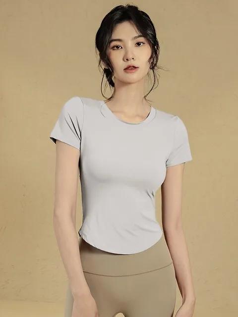 バックデザインベーシックTシャツ