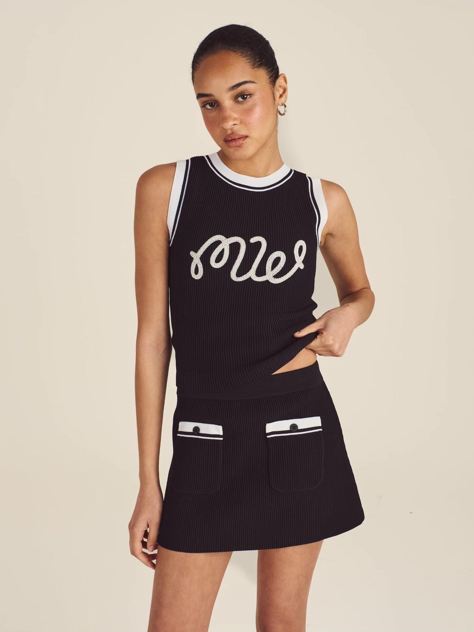 バイカラーリブニットウェア