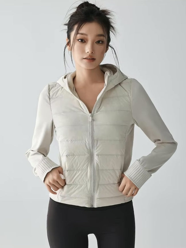 ライトダウンフーディージャケット