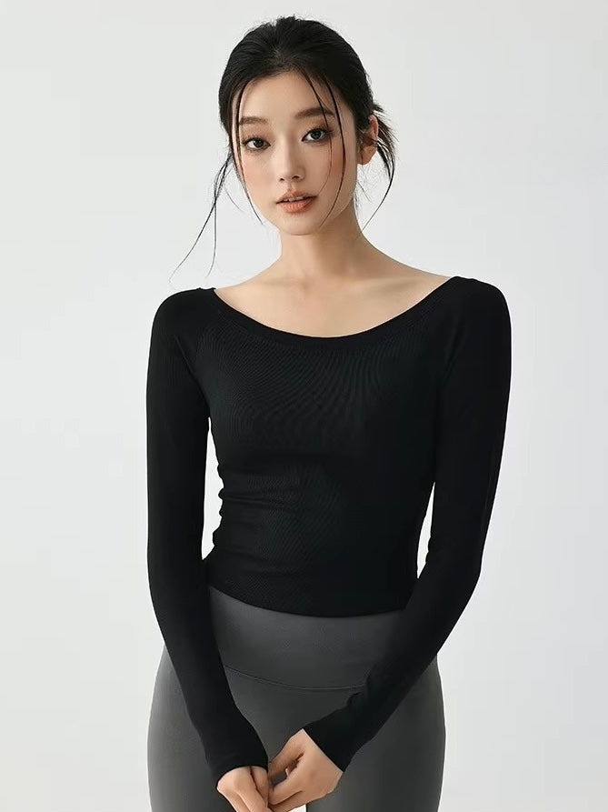 パフォーマンスフィット トップ