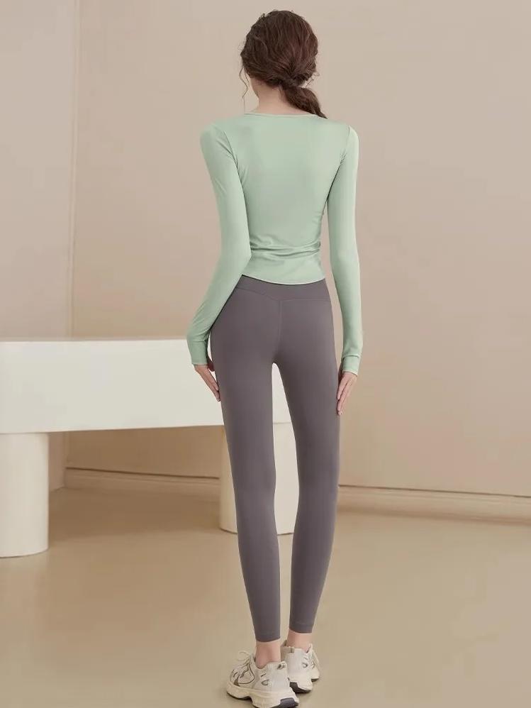 ストレッチフィットトップ