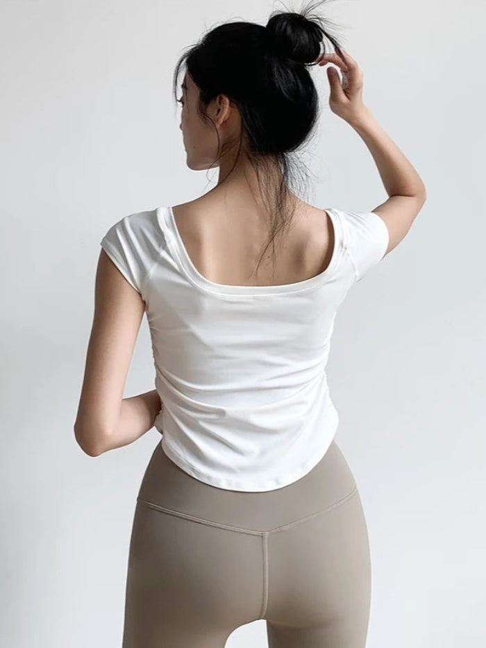 タイトフィットスリムTシャツ