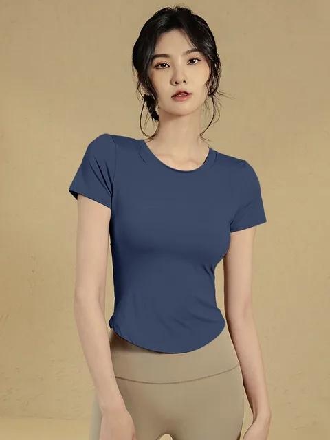 バックデザインベーシックTシャツ