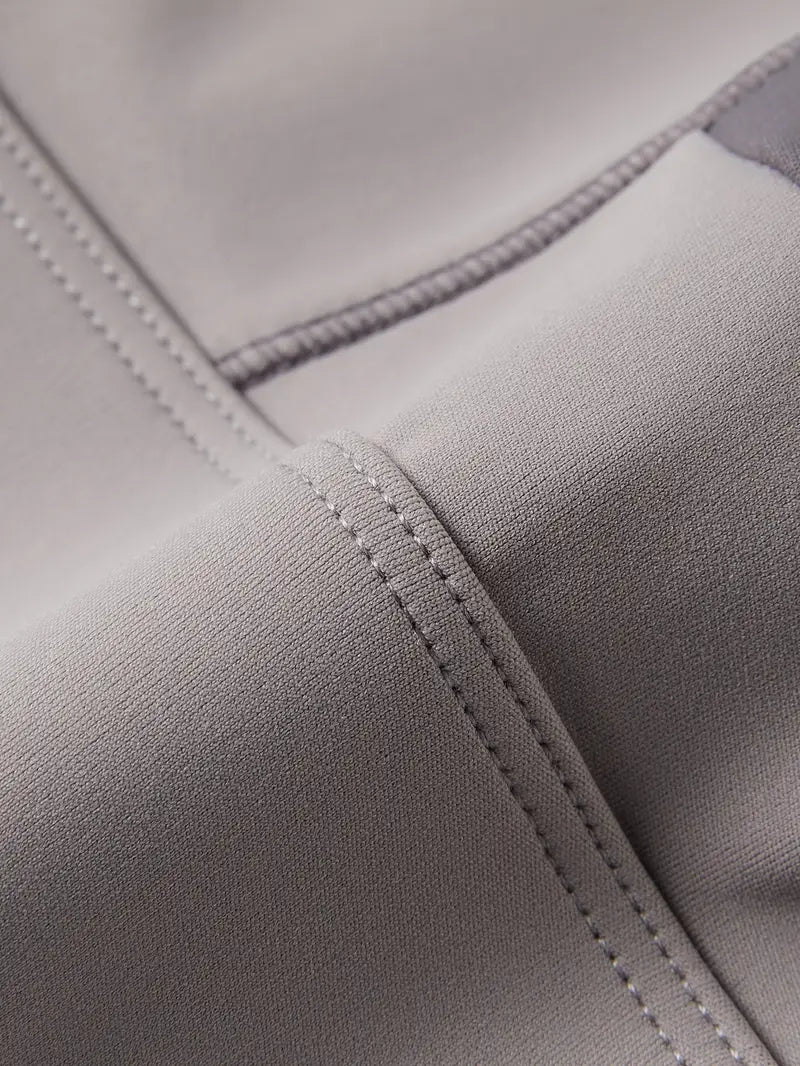 フロントジッパースポーツブラ