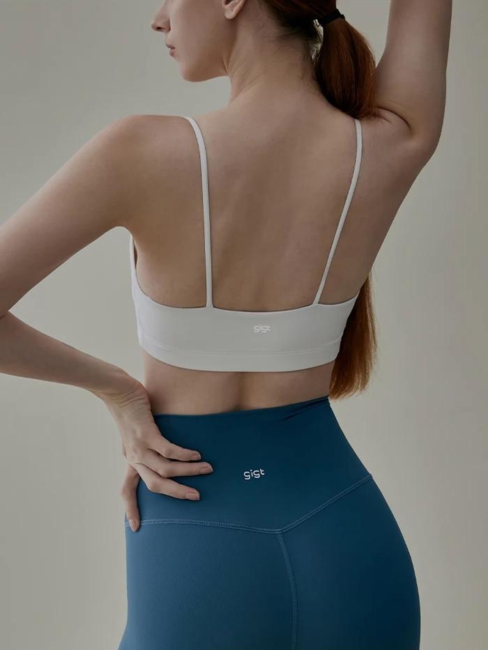 エアリーフィットスポーツブラ